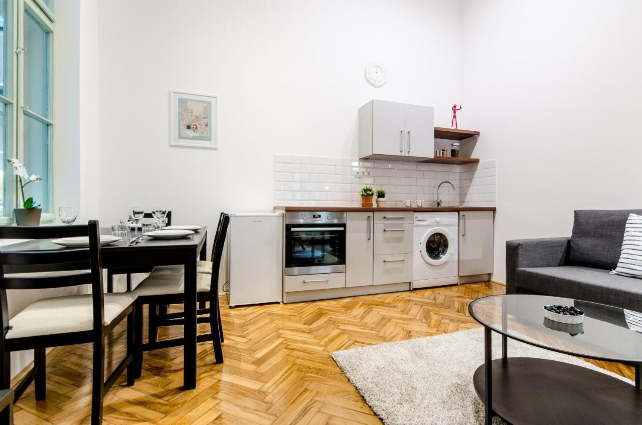 B63 2 Bedroom Apartment In Heart Of City Будапешт Экстерьер фото